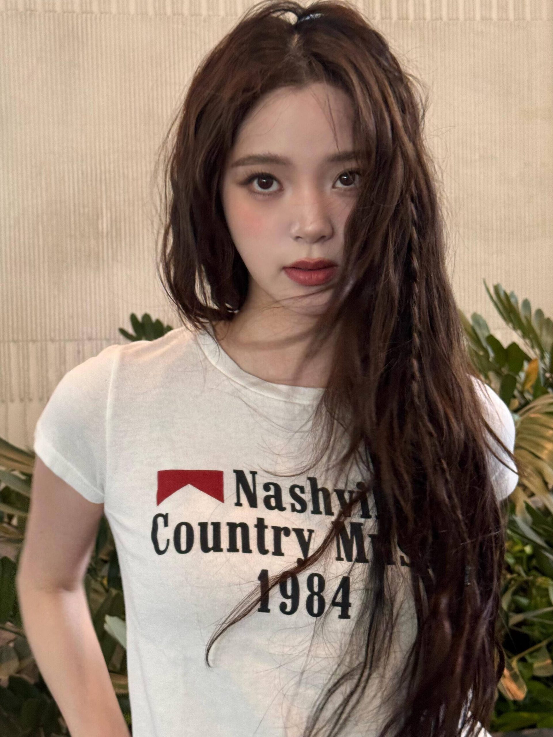 Korean Retro Sports Digital Print Fitted Cotton Top – Short Sleeve Slim Fit for a Stylish Instagram Look