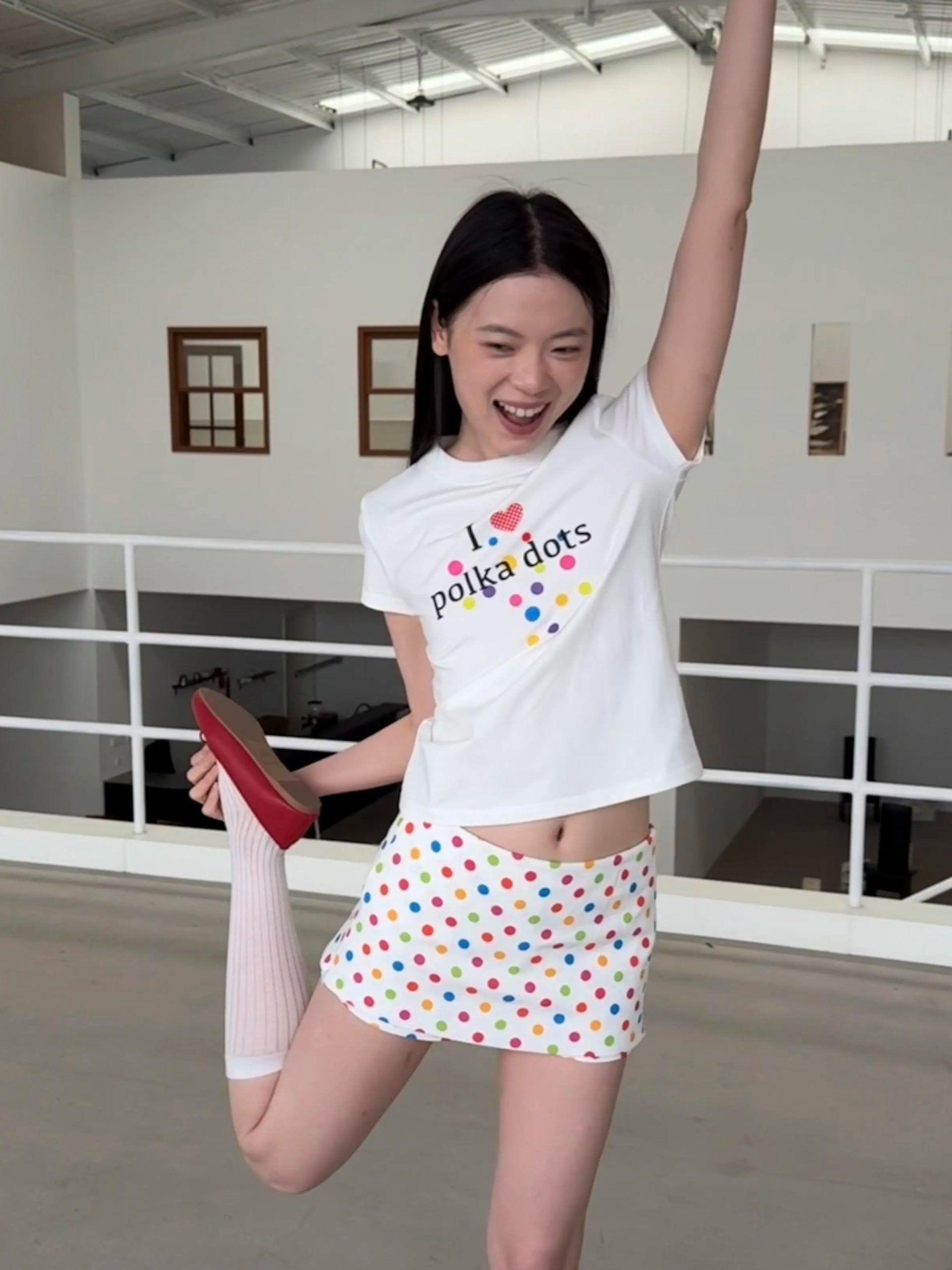 Korean Style Minimalist Polka Dot Color-Block Heart Print Short Sleeve Fitted Cotton T-Shirt for Women