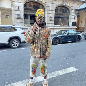 Concert Outfit American Street Ripped Jeans