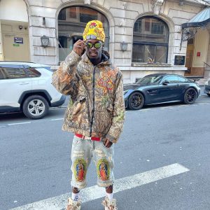 Concert Outfit American Street Ripped Jeans