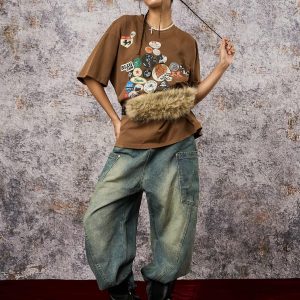 Concert Outfit Badge Print Distressed Short Sleeve T-Shirt