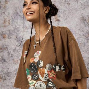 Concert Outfit Badge Print Distressed Short Sleeve T-Shirt