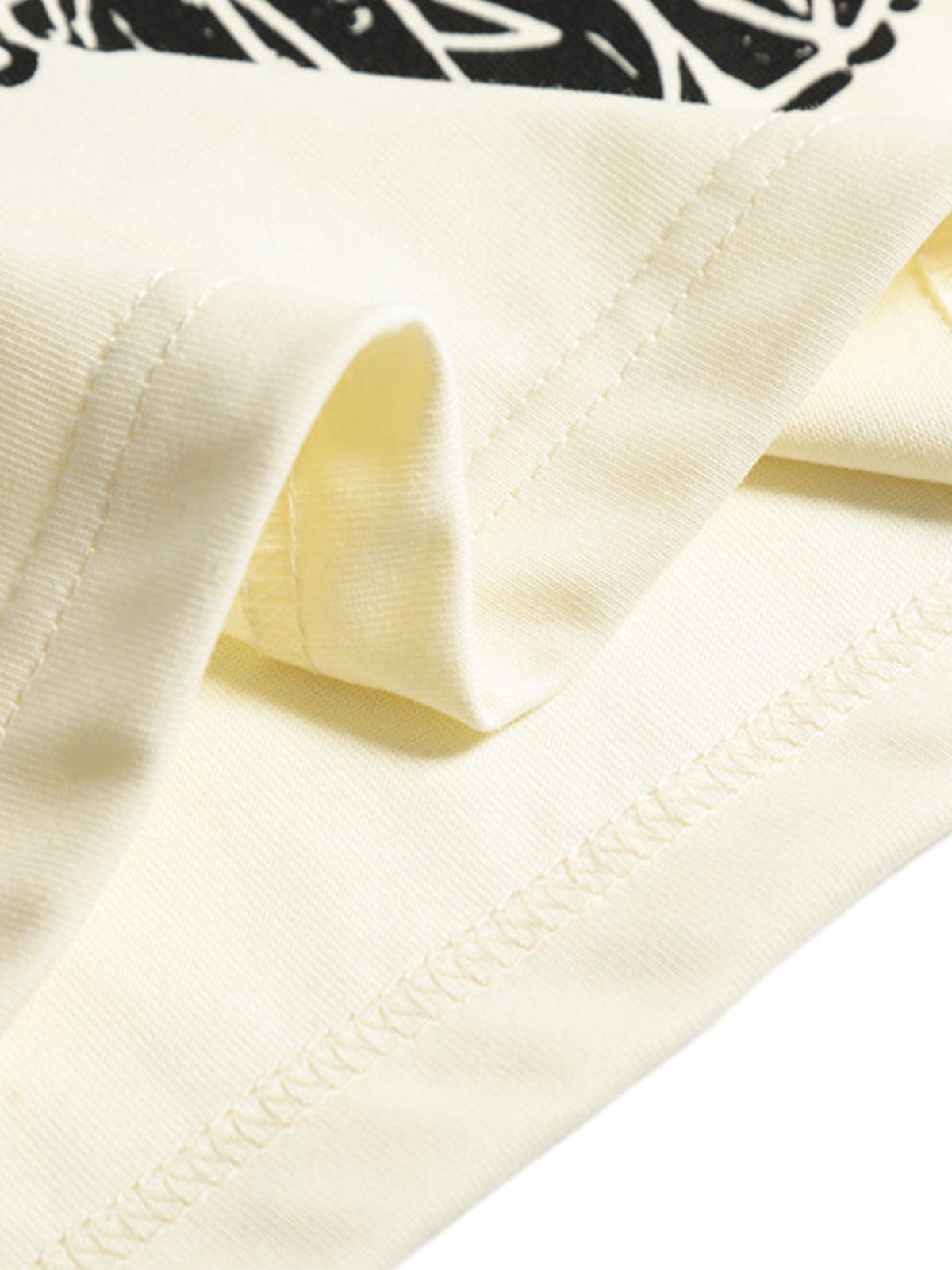 Concert Outfit Bold Artwork Graphic T-Shirt Concert Outfit Bold Artwork Graphic T-Shirt