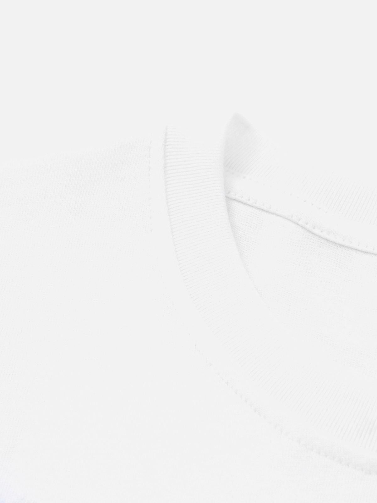 Concert Outfit Butterfly Patch Embroidered Graphic T-Shirt Concert Outfit Butterfly Patch Embroidered Graphic T-Shirt