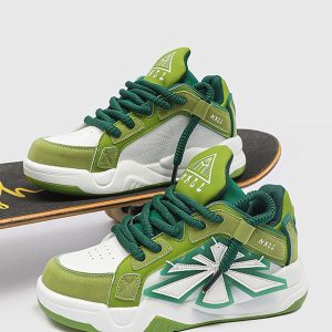 Concert Outfit Casual Preppy Sneakers