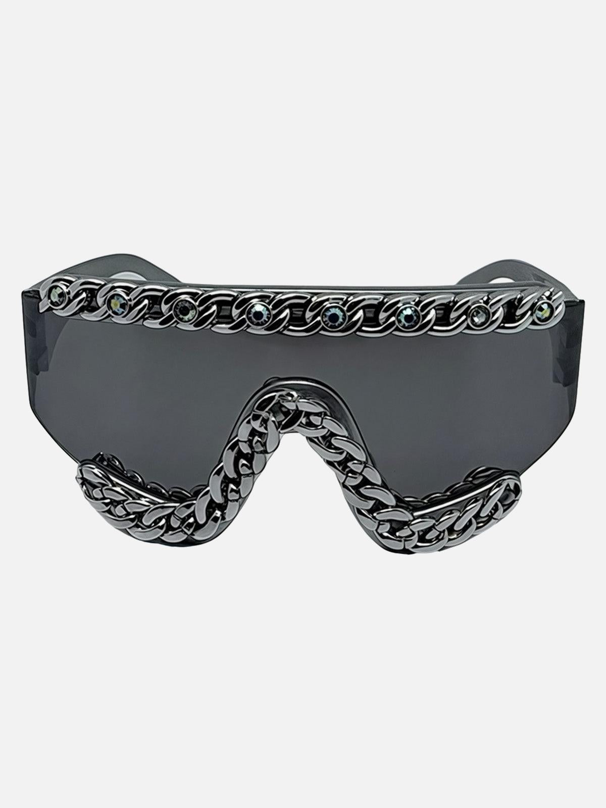 Concert Outfit Chain-Embellished Sunglasses Concert Outfit Chain-Embellished Sunglasses