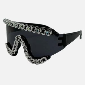 Concert Outfit Chain-Embellished Sunglasses