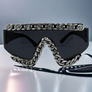 Concert Outfit Chain-Embellished Sunglasses