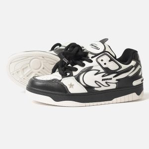 Concert Outfit Contrast Color Star Chucky Sneakers