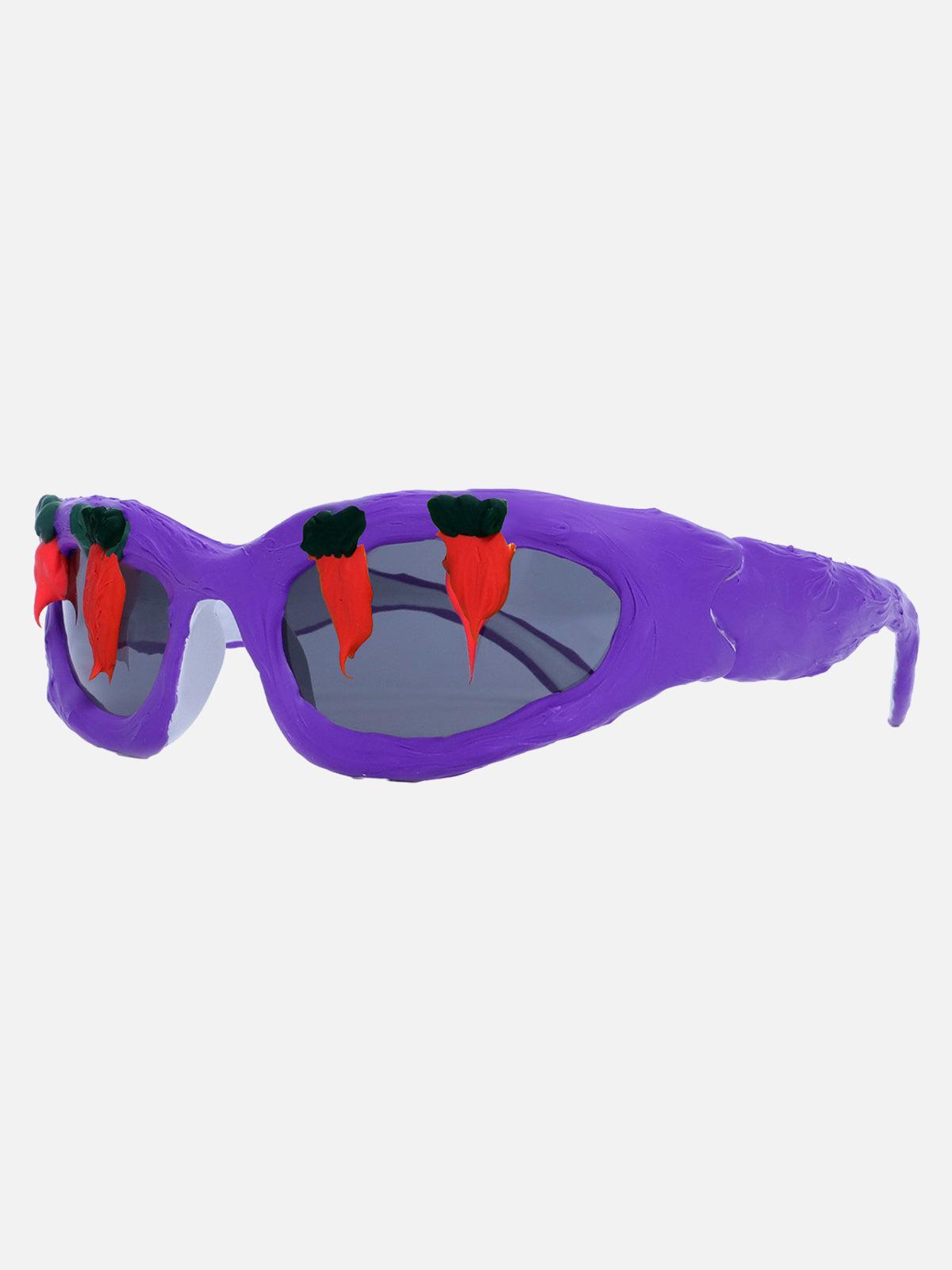 Concert Outfit Fun Carrot-Embellished Sunglasses Concert Outfit Fun Carrot-Embellished Sunglasses