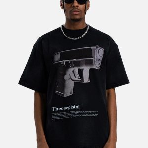 Concert Outfit Graphic Gun Print T-Shirt - Bold Statement for Urban Style