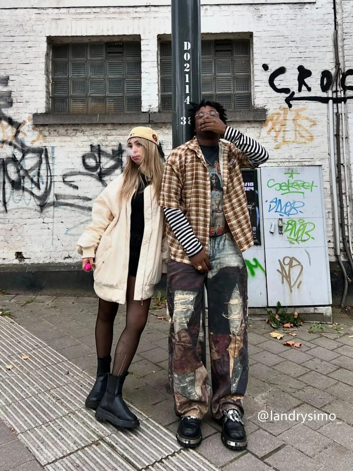 Concert Outfit High Street Distressed Washed Printed Jeans Concert Outfit High Street Distressed Washed Printed Jeans