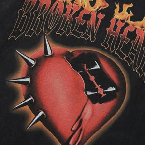 Concert Outfit High Street Heart-Print Dark T-Shirt