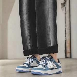 Concert Outfit High Street Hundreds With Casual Slip-On Shoes Couple Models