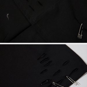 Concert Outfit Paper Clip Decoration Tee