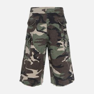 Concert Outfit Retro Camouflage Whisker Raw Edge Cropped Shorts