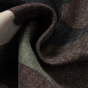 Concert Outfit Retro Camouflage Whisker Raw Edge Cropped Shorts