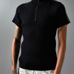 Concert Outfit Retro Cleanfit Quarter Zip- Up T-Shirt