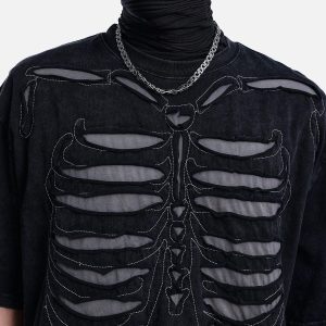 Concert Outfit Skull Distressed Wash Tee