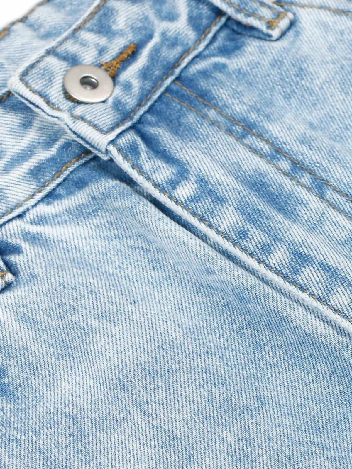 Concert Outfit Vintage Classic Washed Light Blue Jeans Concert Outfit Vintage Classic Washed Light Blue Jeans