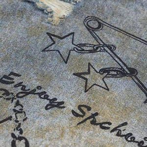 Concert Outfit Vintage Ripped Graffiti Jeans