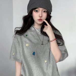 American Retro Embroidered Puzzle Graphic Short Sleeve T-Shirt for Women - Trendy Summer Couple Top, High-End Fashion