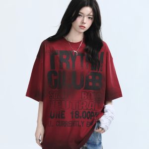 American Retro Tie-Dye Red Short Sleeve T-Shirt for Women - Heavy-Duty Loose Fit Summer Tee with Mountain Graphic Design