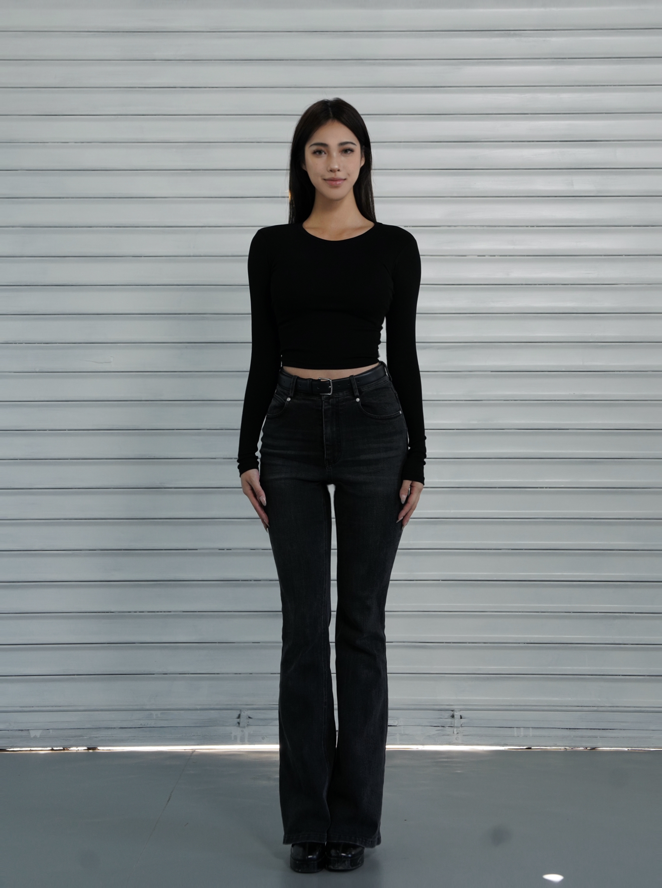 Classic Washed High-Waisted Flared Jeans for Women - Vintage 90s Style, Trendy Casual Denim Trousers