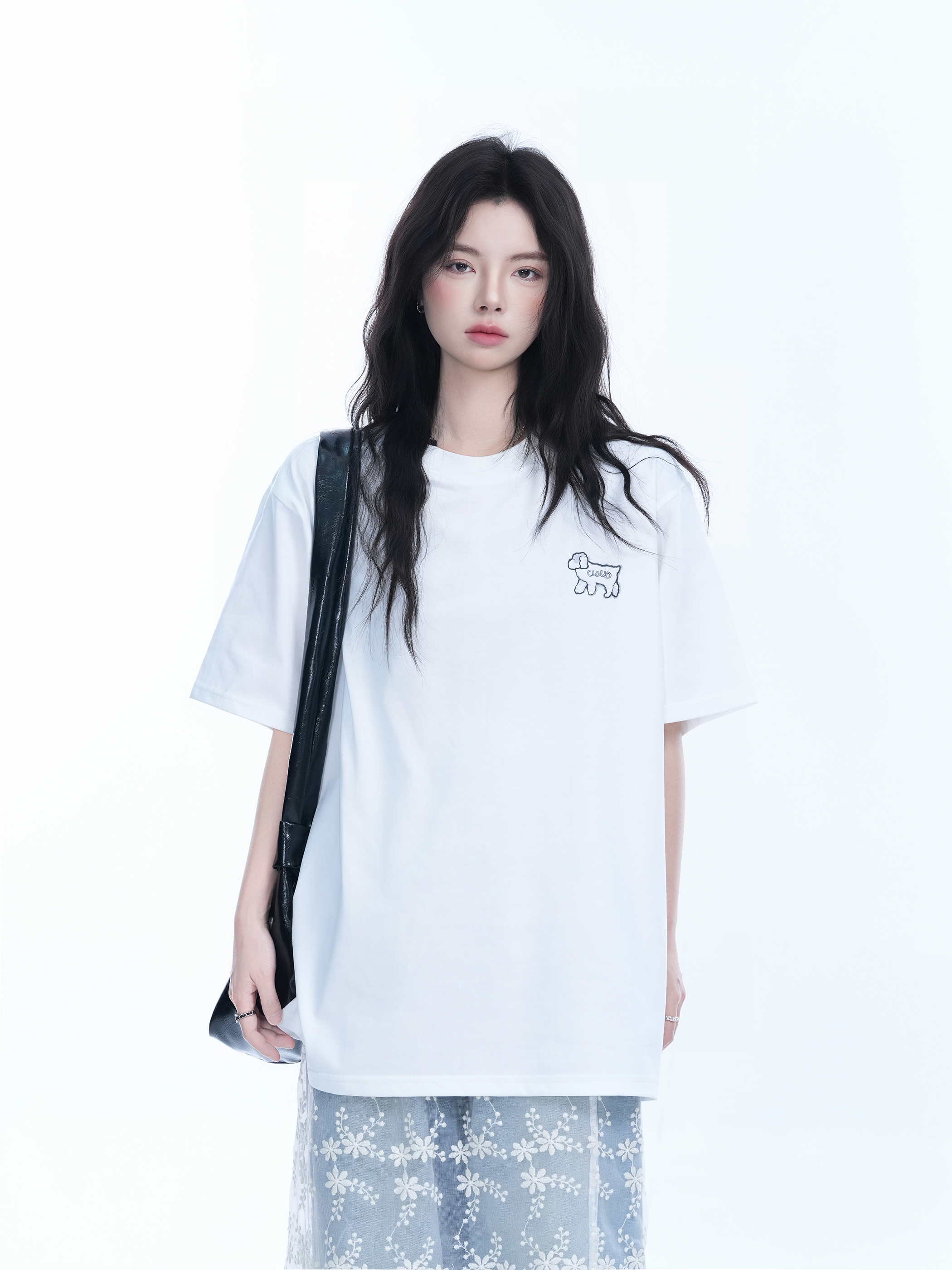 Cute White Oversized Short Sleeve T-Shirt for Women with Sheep Graphic - Summer Y2K Style, Casual Loose Fit