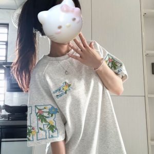 Embroidered Floral Letter Raglan Short Sleeve T-Shirt for Women - Summer Streetwear, High-End Couple Outfit, Trendy 90s Style Top