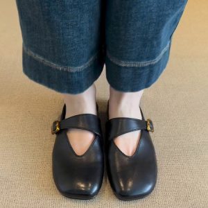 French Vintage Sheepskin Half Slippers for Women - Versatile Spring Flat Round-Toe Outdoor Slippers