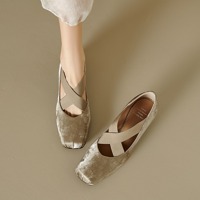 Genuine Leather Retro Chinese Style Ballet Shoes - Mid-Heel Mary Jane Chunky Heel Flats for Y2K and Vintage Fashion Lovers