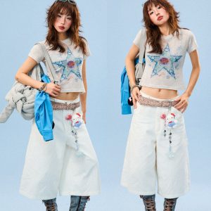 Hand-Painted Graffiti Short Sleeve T-Shirt for Women - Summer Slim Fit Cropped Top, Sweet and Spicy Style