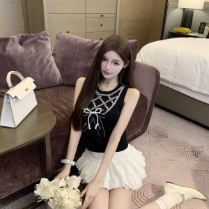 High-Waisted Pleated Short Skirt for Women - Slimming White Cake Skirt, Y2K Internet Celebrity Style