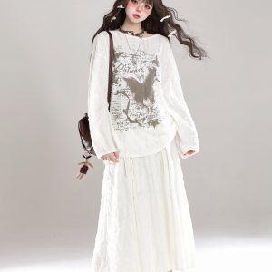 Holey Relaxed Long-Sleeve T-shirt for Women - Wasteland Style Spring Chic Sun Protection Loose Cover-Up Top
