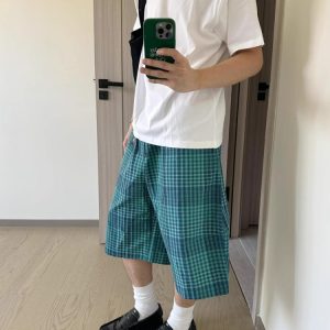 Japanese-Style Retro Blue Check Loose Shorts for Men and Women - Summer High Street Casual Five-Point Shorts, Couples' Versatile Fashion