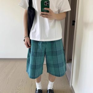 Japanese-Style Retro Blue Check Loose Shorts for Men and Women - Summer High Street Casual Five-Point Shorts, Couples' Versatile Fashion