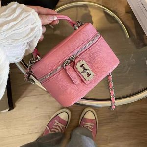 Korean-Style Small Crossbody Bag with Chain Handle, Box Design, Lock Closure, Versatile Shoulder Bag, Chic Square Purse