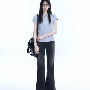 Korean-Style V-Neck Short Sleeve T-Shirt for Women - Slim Fit College Trendy Polo Top