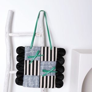 Large Capacity Color-Block Floral Shoulder Bag with Bow - 2024 Autumn/Winter Trendy Tote for Chic Style