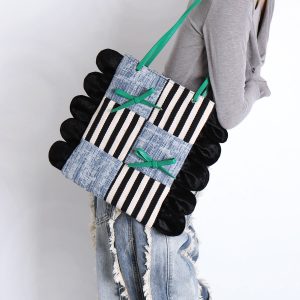 Large Capacity Color-Block Floral Shoulder Bag with Bow - 2024 Autumn/Winter Trendy Tote for Chic Style