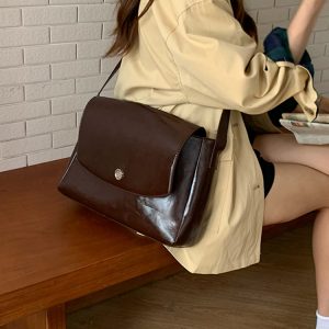 Light Luxury Retro Crossbody Bag for Women - High-End Minimalist Shoulder Bag with Large Capacity for Commuting