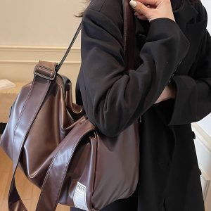 Lightweight Large-Capacity Travel Bag for Women - Versatile Crossbody Sports Bag for Fitness and Short-Distance Travel