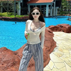 Lightweight Summer Sun-Protective White T-Shirt with Checkered Wide-Leg Pants Vacation Outfit for Women