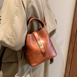 Lightweight Versatile Shoulder Bag for Women - Spring 2025 Commuting Handbag, Travel Crossbody Bag in Chic Design