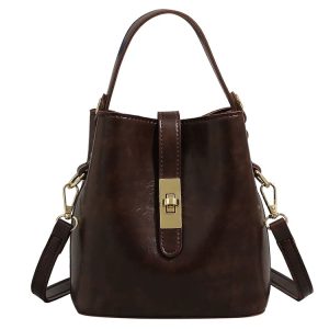 Lightweight Versatile Shoulder Bag for Women - Spring 2025 Commuting Handbag, Travel Crossbody Bag in Chic Design