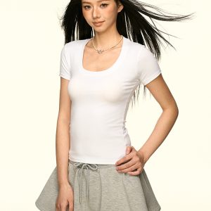 Minimalist Gray U-Neck Short Sleeve T-Shirt for Women - Summer Slim Fit Cropped Top, Waist-Defining Style, Perfect for Y2K Fashion