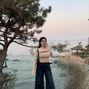 Off-Shoulder Solid Color Plus Size Knitted Shirt - High-End Feel, Slightly Chubby Style, Trendy Casual Top for Effortless Elegance