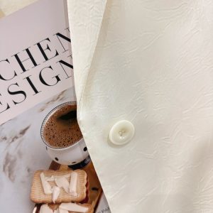 Off-White Minimalist Lace Cuff Blazer for Women - 2025 Summer Style, Imitation Acetate Textured Suit, Chic Fashion Layering Piece