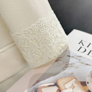 Off-White Minimalist Lace Cuff Blazer for Women - 2025 Summer Style, Imitation Acetate Textured Suit, Chic Fashion Layering Piece